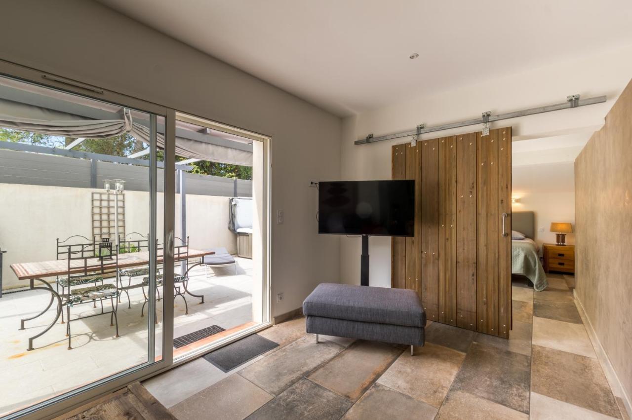 Casa Dina Villa Sommieres Bagian luar foto