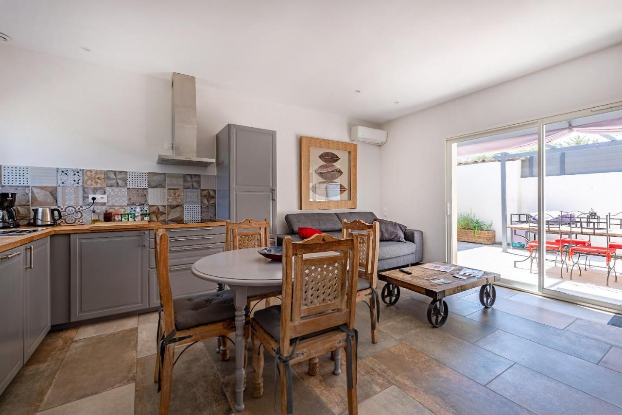 Casa Dina Villa Sommieres Bagian luar foto
